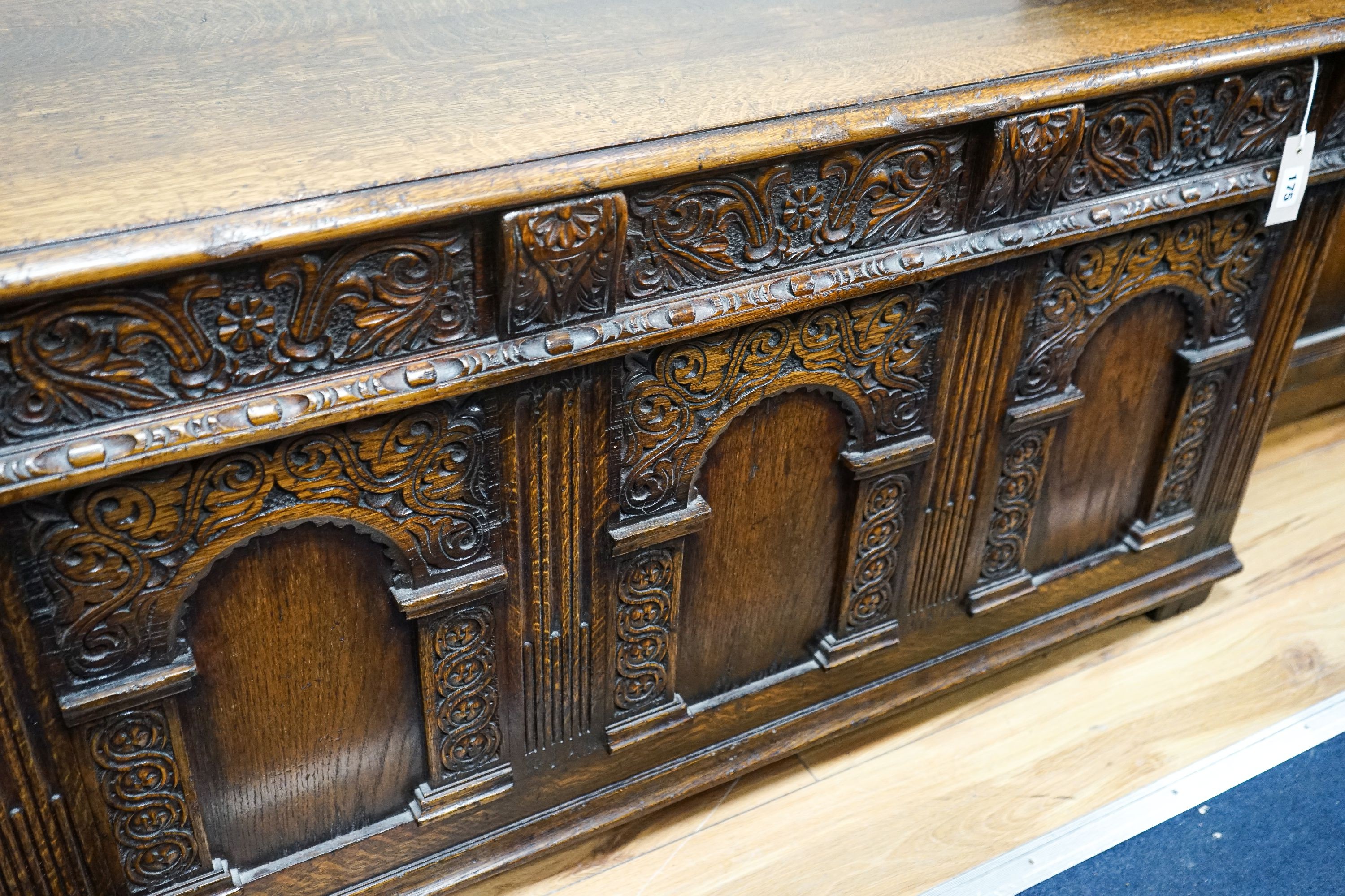 A Titchmarsh and Godwin reproduction oak coffer, length 116cm, depth 48cm, height 61cm